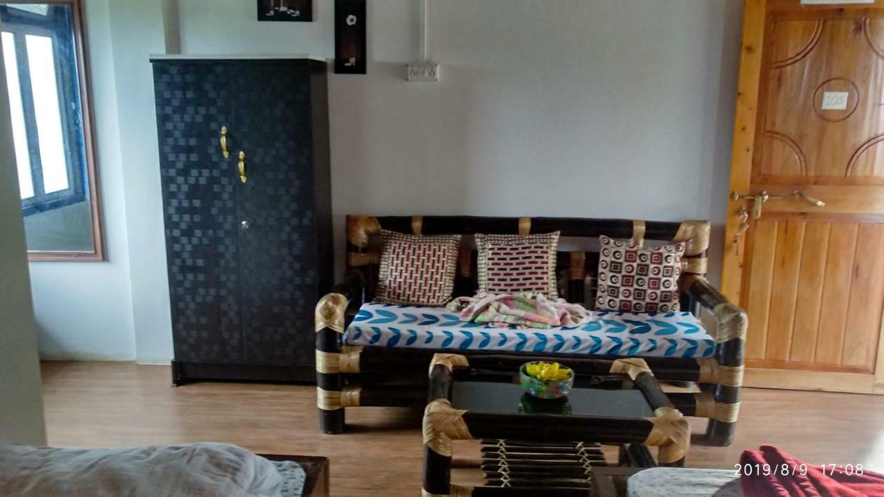 Tibet Homestay Rishop Exterior foto