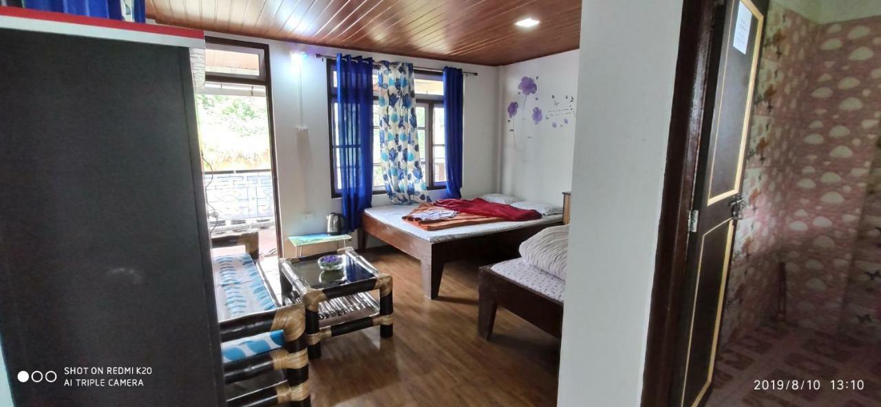 Tibet Homestay Rishop Exterior foto