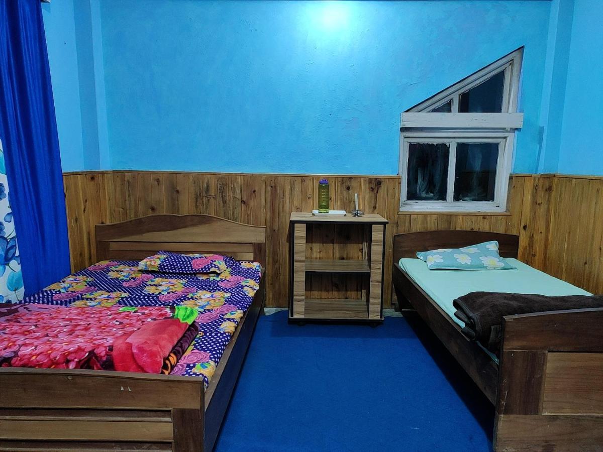 Tibet Homestay Rishop Exterior foto